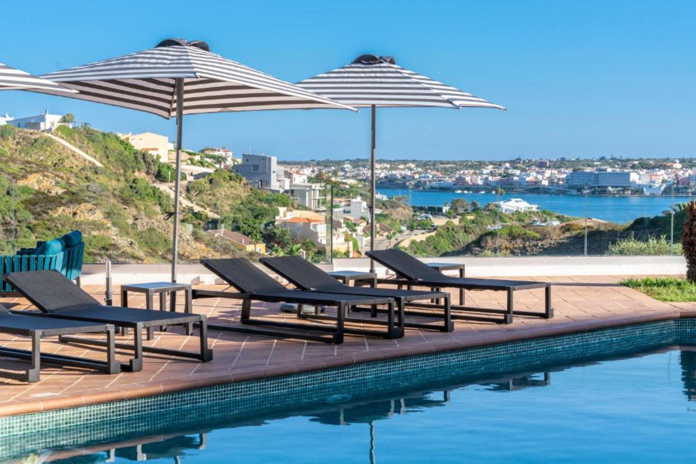 Calallonga Hotel Menorca Mahón Buitenkant foto