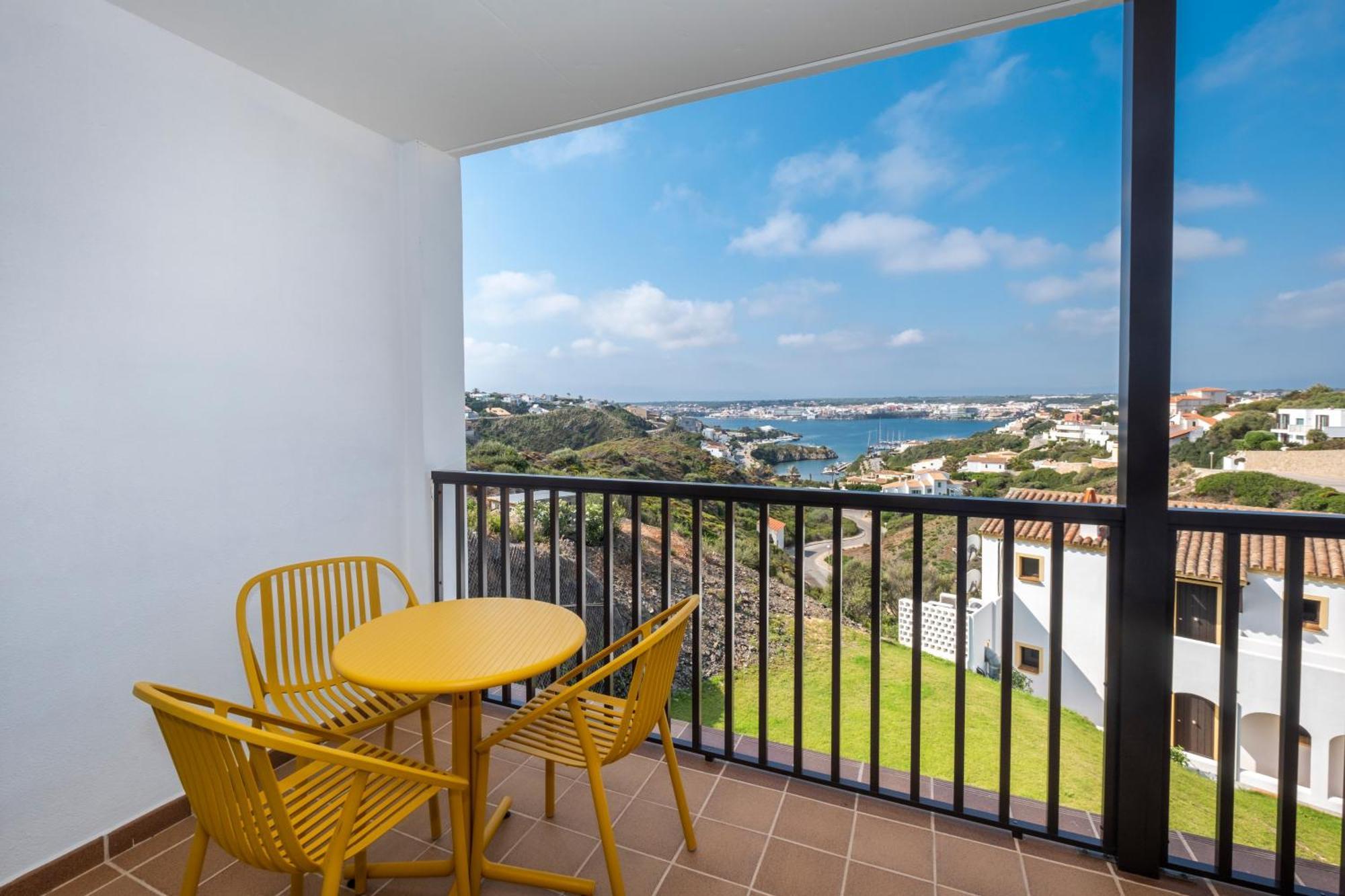 Calallonga Hotel Menorca Mahón Buitenkant foto