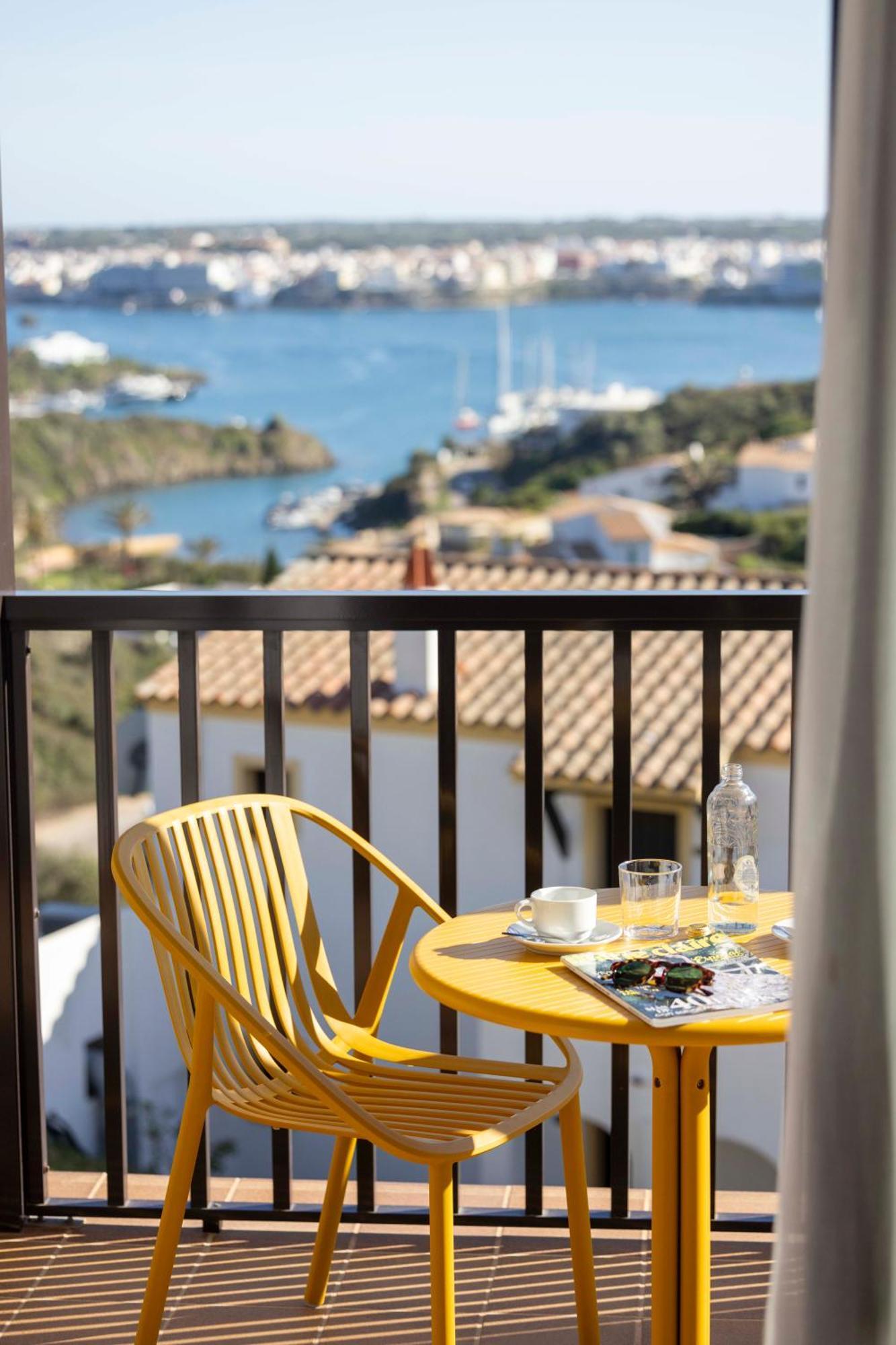 Calallonga Hotel Menorca Mahón Buitenkant foto